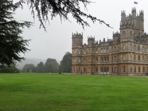 Highclere Castle (aka Downton Abbey in t" (CC BY 2.0) by garybembridge